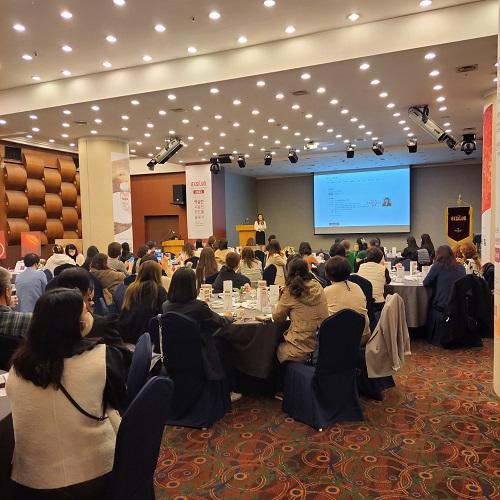 Held educational consulting for the use of Exilon Antist Bloom Division ampoule 미리보기 이미지